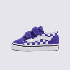 Os fechos das alças criam um ajuste adequado para crianças com esse tênis icônico com sidestripe! O Tênis Old Skool Checkerboard Surf The Web Infantil revive o icônico tênis com sidestripe, trocando os cadarços tradicionais por fechos duplos em velcro. Feito com parte superior exclusiva de camurça e lona com estampa parcial em checkerboard, o tênis de cano baixo mantém o legado clássico, proporcionando um ajuste fácil e calce seguro, mantendo os pequenos confortáveis o dia todo.