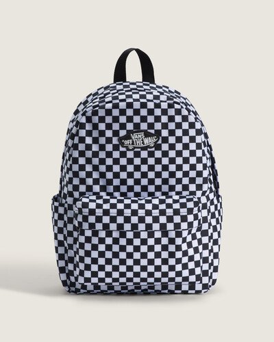 A Mochila Old Skool Grom Black White Checkerboard reflete o legado icônico da Vans com estampa checkerboard e fechamento em zíper. O design leve e prático traz bolso frontal para organização e alças ajustáveis que garantem conforto e suporte durante o uso. Confeccionada em material IND, o modelo privilegia funcionalidade e expressão autêntica.