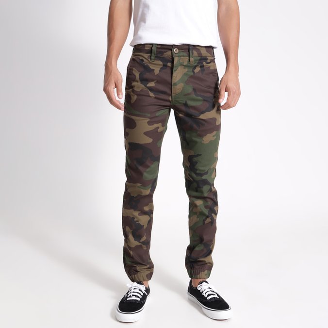 Calça Chino Slim Jogger Camo
