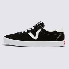Inspirado nos clássicos da Vans, o Sport Low é uma interpretação moderna dos estilos retrô icônicos da década de 90 da Vans, mantendo viva a herança e todo o legado da época. O modelo recria o visual da silhueta original do Skate Vans Sport. Desde o colarinho mais baixo e aberto até a língua estendida, passando pela marcante Sidestripe com design exclusivo em "V" e pelos detalhes coloridos, o Tênis Sport Black White de cano baixo vulcanizado combina perfeitamente uma estética inspirada no skate com detalhes retrô únicos.