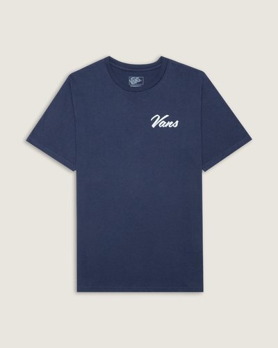 O estilo “Off The Wall” é referência nas artes, na cultura de rua e nos esportes de ação. Com estampa na altura do peito, no lado esquerdo, com assinatura Vans em letra cursiva, a Camiseta Ss Chop Shop Deep Twilight Infantil de manga curta é urbana e compõe o visual casual, com inspiração no street style. Confeccionada em algodão e gola redonda, a camiseta proporciona conforto e veste fácil, onde a única preocupação é apenas curtir dentro e fora das pistas com estilo.