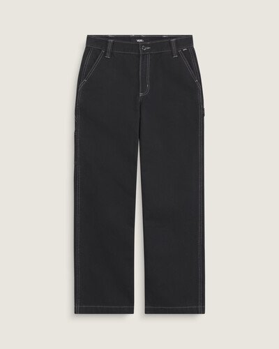 O Calça Chore Mid Rise Straight Black apresenta modelagem clássica de cinco bolsos e acabamento robusto, com construção em tecido woven à base de algodão. Design de linhas retas e mid rise que oferece caimento limpo e sensação de suporte, enquanto a textura firme garante resistência e flexibilidade. Detalhes utilitários e costuras reforçadas completam o modelo atemporal e descontraído.