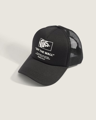 Boné trucker com painel frontal estruturado, malha traseira respirável e ajuste snapback em 100% Poliéster. Com bordado no painel frontal.