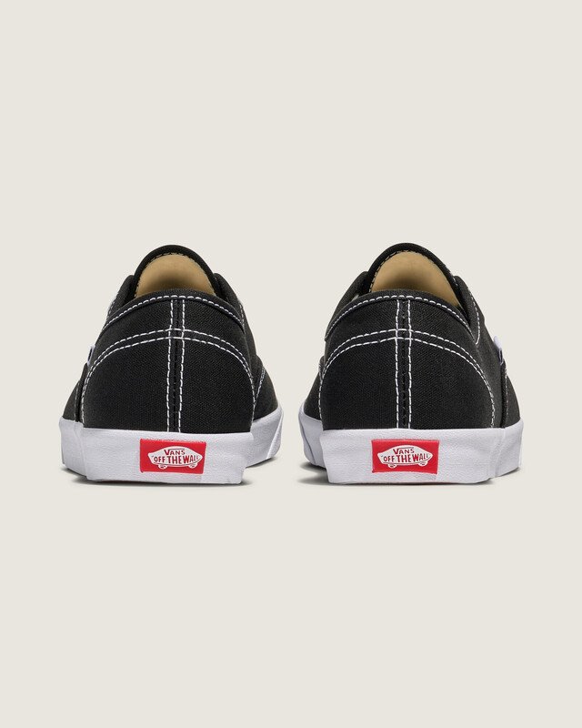 Tênis Authentic Lowpro Black White