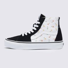 O Sk8-Hi impactou ao ser o primeiro tênis de cano alto para skate a entrar em cena. Com um toque "Off The Wall", o lendário tênis de cano alto da Vans é considerado um divisor de águas desde o seu lançamento em 1978. O Tênis Sk8-Hi Tapered Floral apresenta cabedal em camurça e lona resistente na cor preta, com detalhe estampado floral. Com fechamento por amarração em cadarços, ele traz a icônica sidestripe Vans nas laterais. O tênis possui o cabedal acolchoado com biqueiras reforçadas, proporcionando mais conforto e firmeza a cada passo. Apresenta heeltab do skate tradicional com inscrição Vans em “Drop V” e “Off The Wall” aplicada no calcanhar, com etiqueta tecida “Vans Off The Wall” aplicada na lingueta. A entressola ameniza o impacto e a palmilha se molda adequadamente aos pés. Com solado em borracha vulcanizada em formato waffle - exclusividade Vans - com função antiderrapante, proporcionando maior aderência ao caminhar. Estilo e conforto para todos os momentos, seja dentro ou fora das pistas.