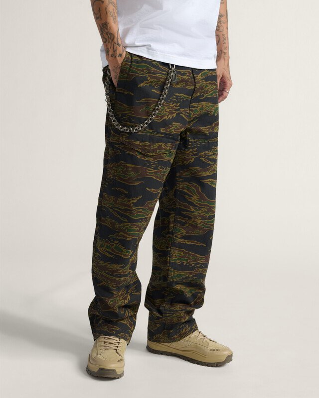Calça Skate Loose Atiba Haze Cargo Black Camo Beyond