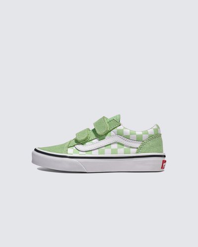 Ícone SideStripe™ para a próxima geração

O tênis Big Kids Old Skool V Checkerboard reduz o estilo original de 1977, trazendo a icônica Sidestripe™ e a silhueta de cano baixo para uma nova geração. Com a mesma construção durável e design inspirado no skate, tornou-se um favorito muito além do skate, combinando estilo e versatilidade para cada cenário e cenário.