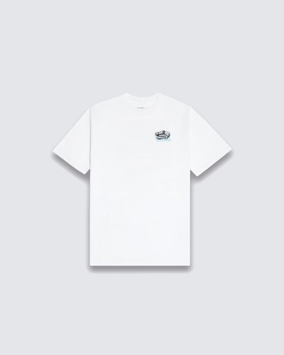 Aproveitar todos os momentos com muita diversão, é “Off The Wall”. A Camiseta Old Skool Ss White Infantil é a peça ideal para usar todos os dias. Ela carrega o lado descolado e descontraído da Vans para a estampa frontal na altura do peito, do lado esquerdo - destacando assinatura Vans OTW, com detalhe para o tradicional skate Vans, em silk à base d’água. Confeccionada em tecido 100% algodão, a camiseta infantil de manga curta traz gola redonda e etiqueta tecida Vans aplicada na manga. De corte clássico mais justo ao corpo, a camiseta é confortável para brincar e se divertir com muito estilo todos os dias.