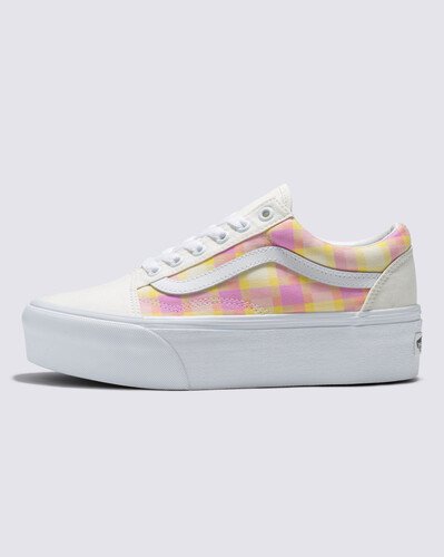 O Pastel Picnic Old Skool Stackform atualiza nossa icônica silhueta de sidestripe com uma visão ainda mais robusta da estética da plataforma. Criado com uma lateral de 34 mm, este calçado com plataforma leva um dos clássicos populares a outro patamar quando decide incrementar um novo estilo “Off The Wall” no visual.

Com cabedal resistente de lona e tecido e estampa xadrez clássica, o Old Skool Stackform é finalizado com colarinhos acolchoados de suporte e solas de borracha waffle exclusivas.

• Tênis icônico da Vans com Sidestripe™
• Atualizado com uma plataforma com 34 mm de altura
• Cabedal resistente de lona e tecido
• Estampa xadrez em tons pastéis
• Fechamento com cadarço
• Colarinhos acolchoados de suporte
• Sola de borracha waffle exclusiva.Aproveite a Black Friday Vans e adquira já seu novo produto Off The Wall