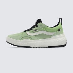Uma maneira consciente de sustentabilidade e se preparar para o inesperado. Aqui, ali, em qualquer lugar. Combinando conforto e versatilidade, o Tênis Ultrarange Neo Vr3 Mte Lime Punch te permite aproveitar os momentos inesperados do seu dia, enquanto faz uma escolha consciente de sustentabilidade ao longo da sua viagem. O modelo possui o logotipo Vans Checkerboard Globe: este produto é feito de pelo menos 30% de um ou uma combinação de materiais reciclados, renováveis e/ou regenerativos, seguindo as diretrizes rígidas de design e materiais destinados a reduzir o impacto ambiental. Para saber mais sobre a Vans® e a sua jornada rumo a materiais sustentáveis, acesse www.vans.com.br/sustentabilidade.