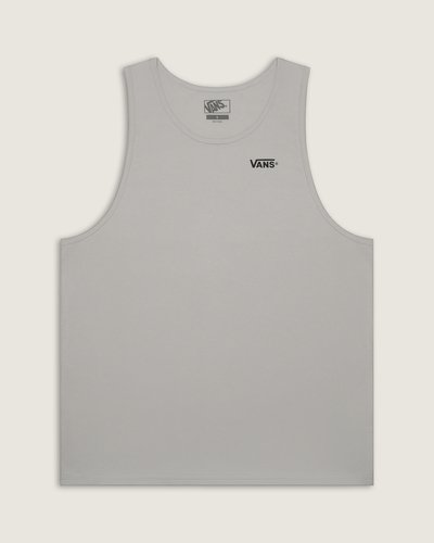 A Regata Left Chest Drizzle tem construção em malha knit e caimento regular. O modelo em algodão oferece toque macio e excelente respirabilidade, com decote redondo e cava ampla para conforto. Detalhes incluem um discreto logotipo no peito e acabamento minimalista que ressalta a estética descontraída. Leve e funcional, carrega a assinatura VANS com identidade autêntica.